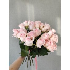 Букет нежно-розовых роз Dolce 15 шт